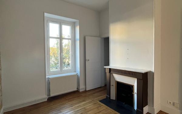 Appartement à louer    4 pièces •  Limoges