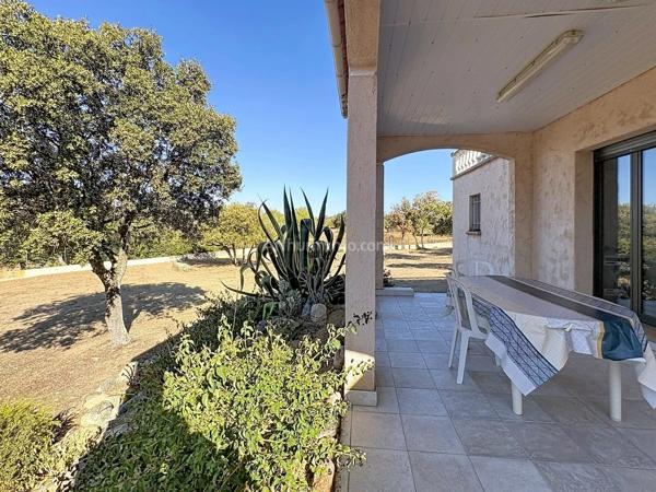 Vente                                                      Maison
                        
                     5 pièces                      103 m2                     à Lumio