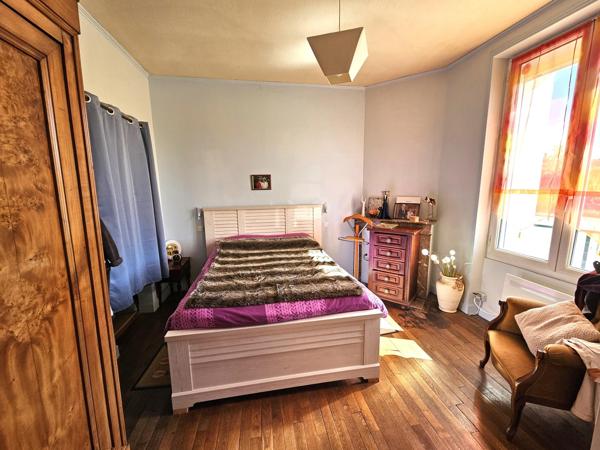 Maison à Thouars, 79100 - 6 pièces 115m²