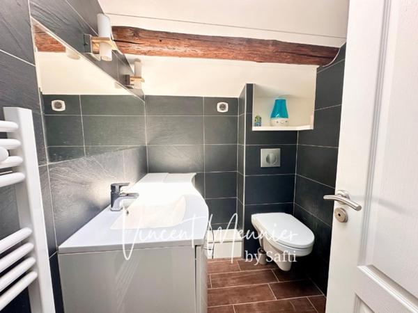 Maison de ville 110 m2 avec terrasse, Garage et salle de Cinéma