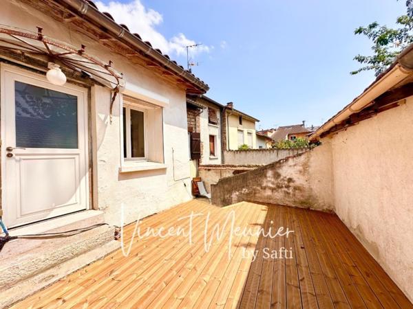 Maison de ville 110 m2 avec terrasse, Garage et salle de Cinéma
