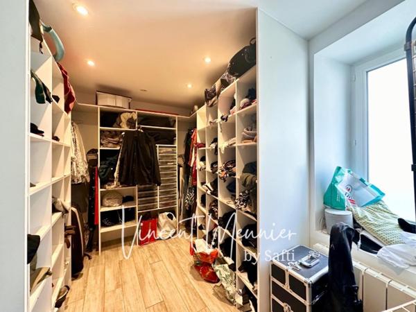 Maison de ville 110 m2 avec terrasse, Garage et salle de Cinéma