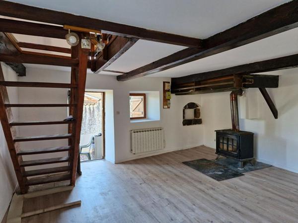 ST JUST EN CHEVALET - TENEMENT IMMOBILIER