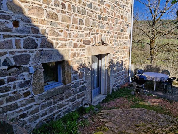 ST JUST EN CHEVALET - TENEMENT IMMOBILIER