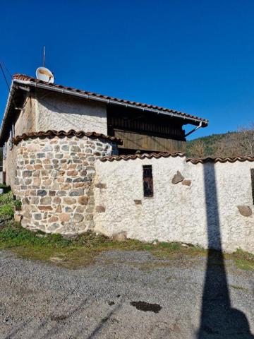 ST JUST EN CHEVALET - TENEMENT IMMOBILIER