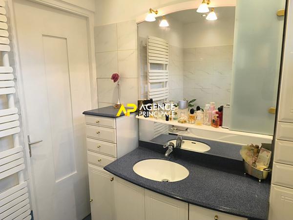 Argenteuil - Maison 4 pièces 1114 m2 €375 000 ** - Référence 4434