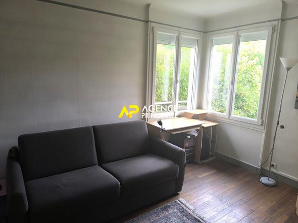 Argenteuil - Maison 4 pièces 1114 m2 €375 000 ** - Référence 4434