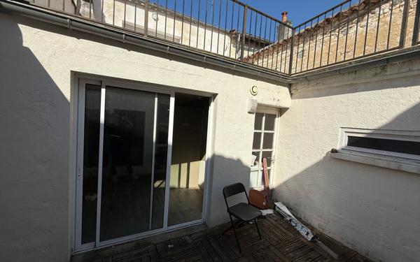Immeuble à vendre    5 pièces • 156 m2 Jarnac
