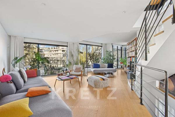 Spectaculaire Hôtel particulier contemporain