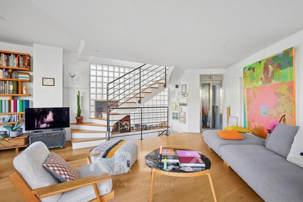 Spectaculaire Hôtel particulier contemporain