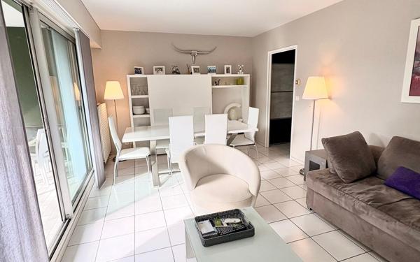 Appartement à vendre    3 pièces • 65 m2 Bayonne