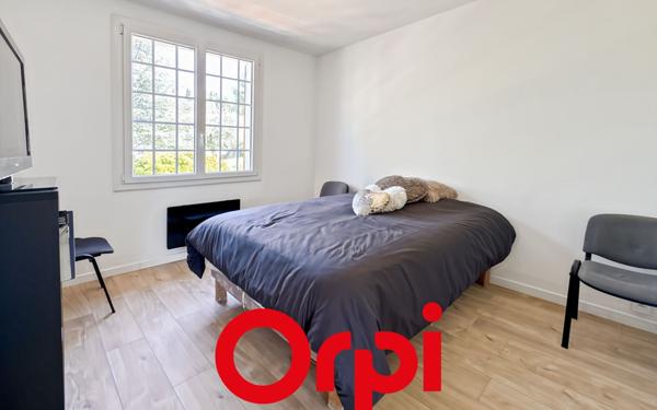 Maison à vendre    6 pièces •  Le Beausset