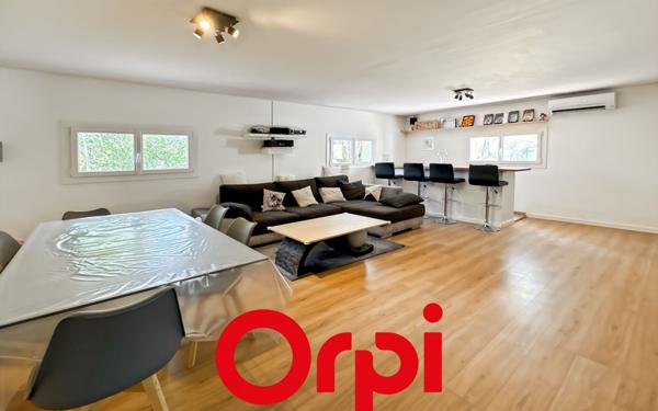 Maison à vendre    6 pièces •  Le Beausset