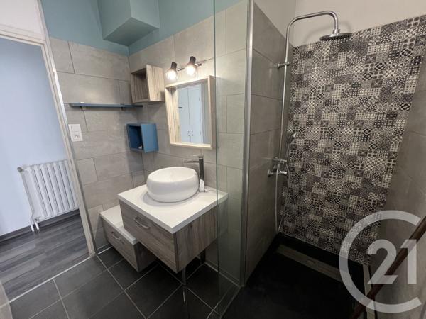 Maison à vendre  4 pièces - 102 m2 ST ETIENNE DE FONTBELLON - 07