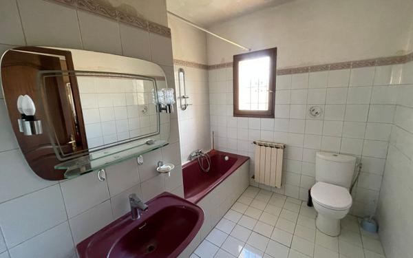 Maison à vendre    5 pièces •  Sanary-sur-Mer