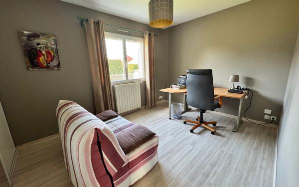 Maison à vendre    6 pièces • 180 m2 Lescar