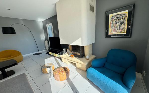 Maison à vendre    6 pièces • 180 m2 Lescar