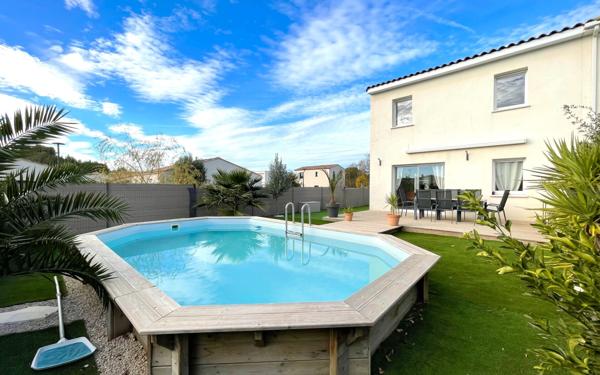 Maison à vendre    4 pièces •  Junas