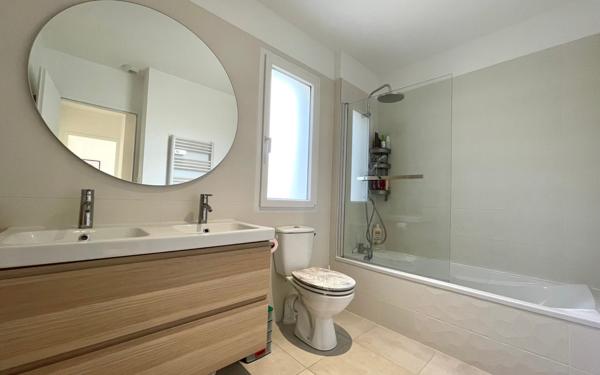 Maison à vendre    4 pièces •  Junas