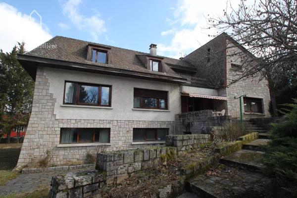 Vente Maison 11 pièces 272 m2 à Le Malzieu-Ville