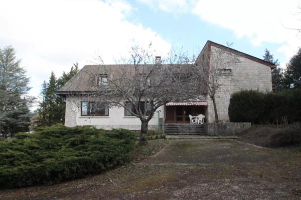 Vente Maison 11 pièces 272 m2 à Le Malzieu-Ville