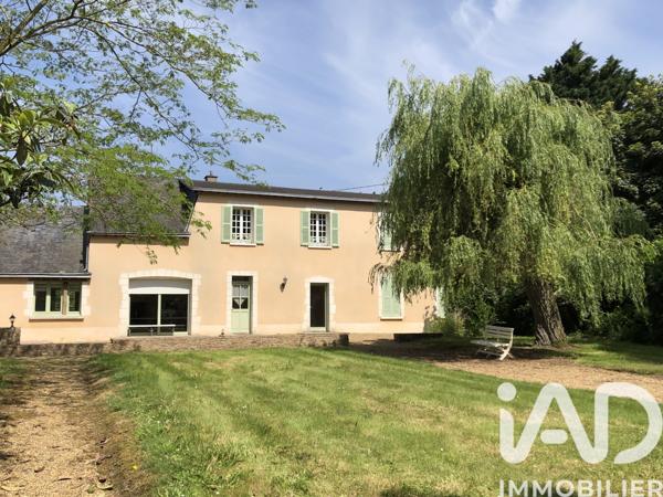 Maison à vendre 8 pièces 200 m² Morannes sur Sarthe-Daumeray
