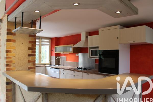 Maison à vendre 8 pièces 200 m² Morannes sur Sarthe-Daumeray