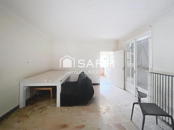 Maison avec beaucoup de potentiel !