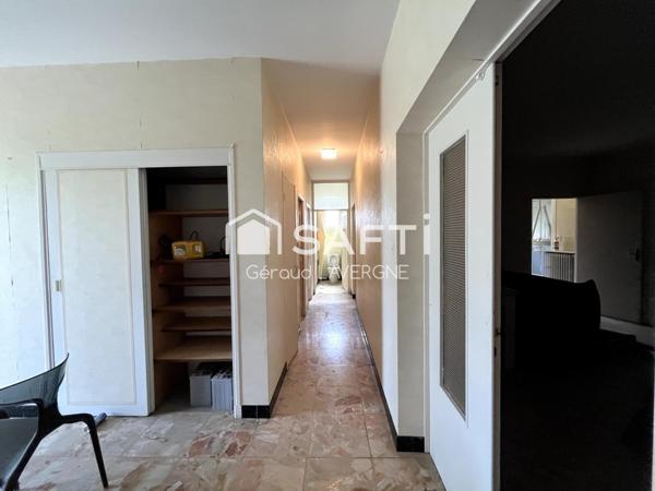 Maison avec beaucoup de potentiel !