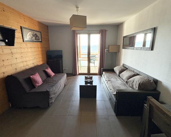 Appartement
         2 pièces
        - 42 m² Exclusivité 150 000 € *