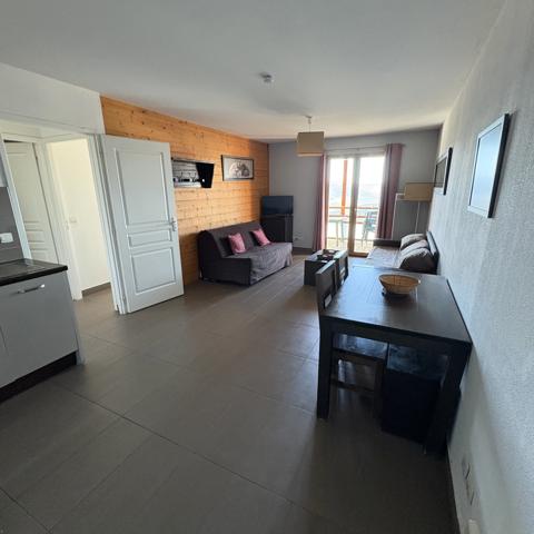 Appartement
         2 pièces
        - 42 m² Exclusivité 150 000 € *