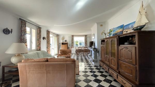 La Croix-Valmer (83420) Propriété La Croix-Valmer