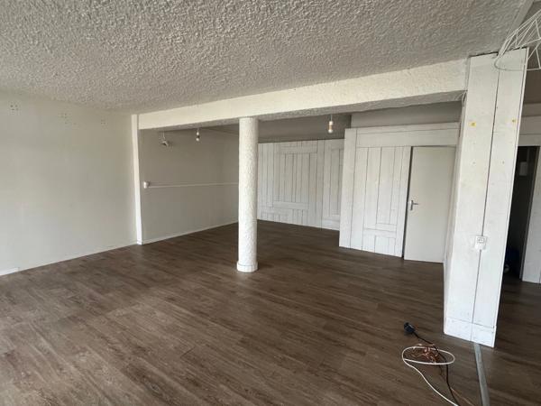 LA FAUTE SUR MER (85460) RARISSIME EMPLACEMENT N°1 POUR CE LOCAL COMMERCIAL 70 M² TOUTES ACTIVITES