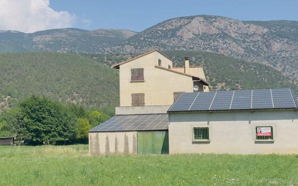 Immeuble à vendre    9 pièces •  Fuilla