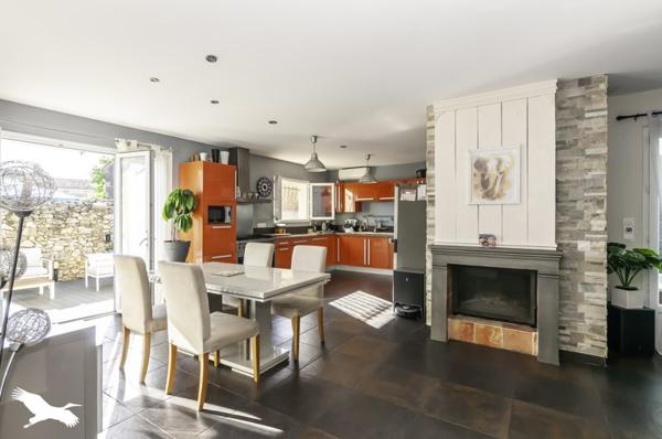 Maison à vendre 459 000 € Poussan 6 p 122 m² DPE C