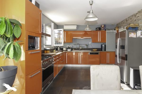 Maison à vendre 459 000 € Poussan 6 p 122 m² DPE C