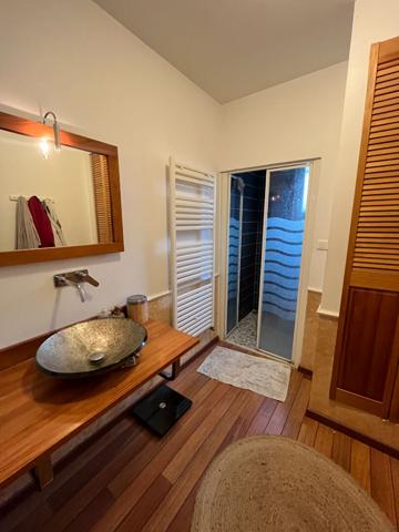 Breuillet à 1,6 km du centre et 10 minutes des plages Breuillet