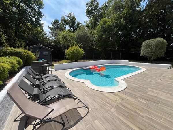 Breuillet à 1,6 km du centre et 10 minutes des plages Breuillet