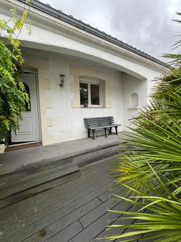 Breuillet à 1,6 km du centre et 10 minutes des plages Breuillet