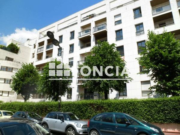 Location Appartement 2 pièces 45.09 m² - 94 RUE MARIUS AUFAN Levallois 92300