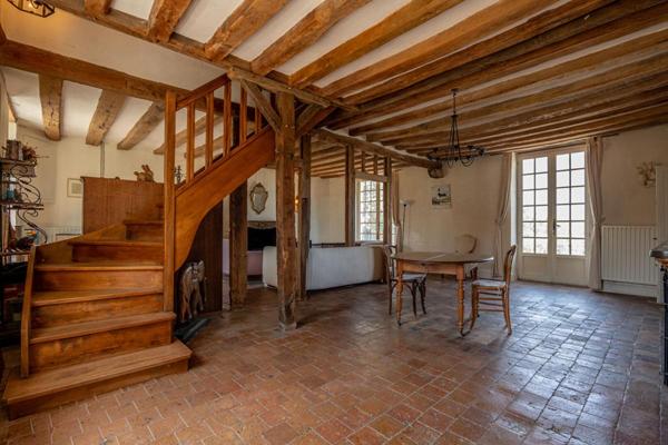 LIEUX UNIQUES ® x PROPRIÉTÉS PRIVÉES PROPOSE ANCIEN PRESBYTÈRE DE 183 M² TERRAIN DE 1608 M² - CLOYES-LES-3 RIVIÈRES (28)
