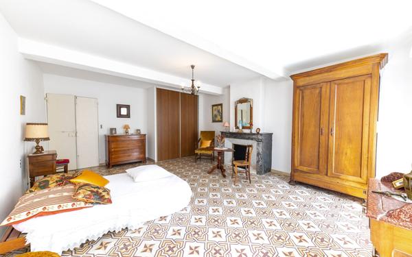 Maison à vendre    4 pièces •  Pézilla-la-Rivière