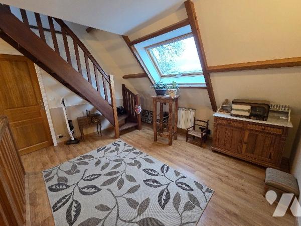 YVETOT 7mn, maison d'~187m² sur un terrain d'~2500m², 4 chambres, véranda, bâtiment.