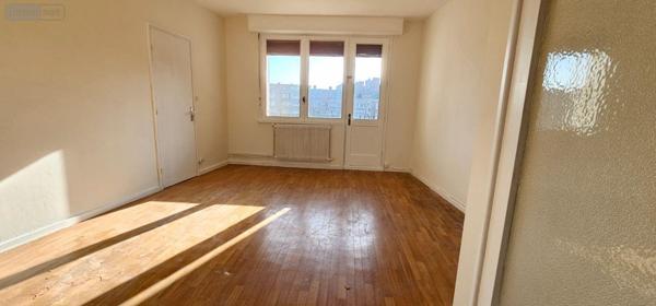 Appartement à rénover à vendre à Dunkerque dans le Nord (59140), ref : S5432   
Theâtre