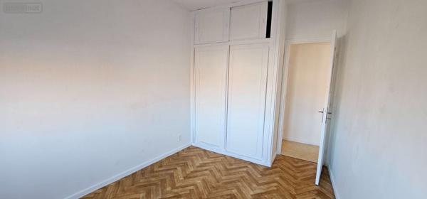Appartement à rénover à vendre à Dunkerque dans le Nord (59140), ref : S5432   
Theâtre