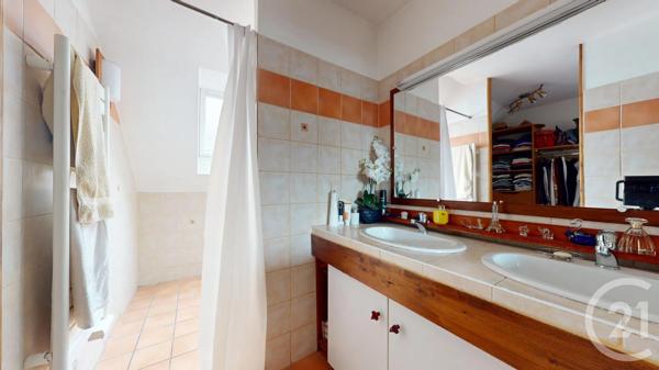 Maison à vendre  5 pièces - 132,33 m 2   ORVAULT  - 44
