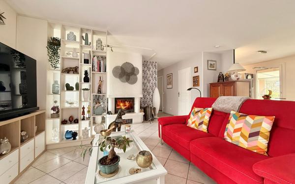 Maison à vendre    6 pièces • 138 m2 Binges