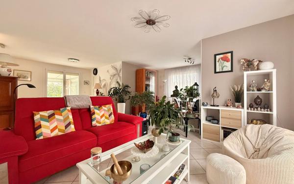 Maison à vendre    6 pièces • 138 m2 Binges