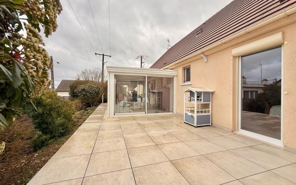 Maison à vendre    6 pièces • 138 m2 Binges