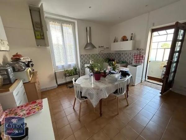 Appartement à louer 4 pièces 83.53m² Le Chambon-Feugerolles (42500)